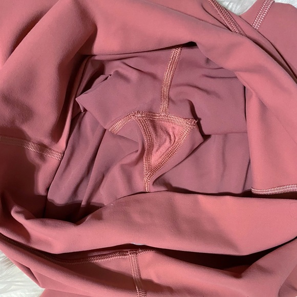 Lululemon Wunder Train High Rise Tight 25” - Picture 5 of 11